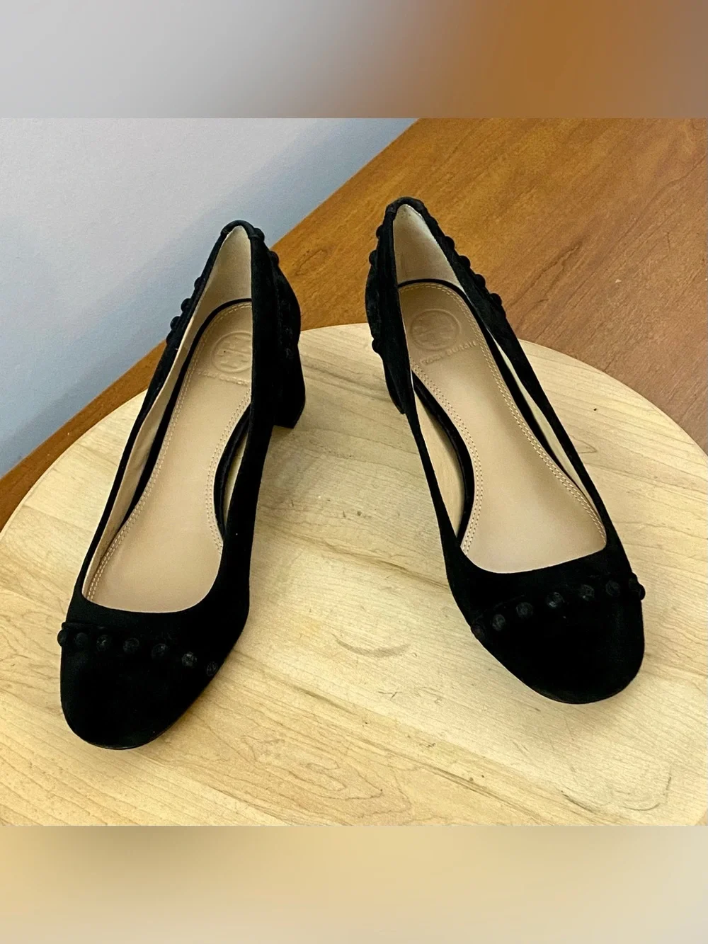 Tory Burch Colt Black Suede Studded Block Heel Pumps Round Toe Shoes Size 7M‎